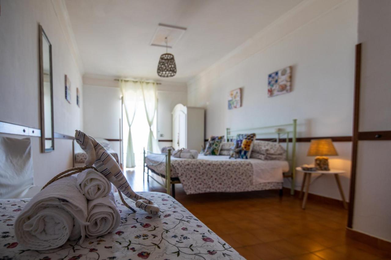 Madonna Della Scala Bed and Breakfast Castellabate Exteriör bild