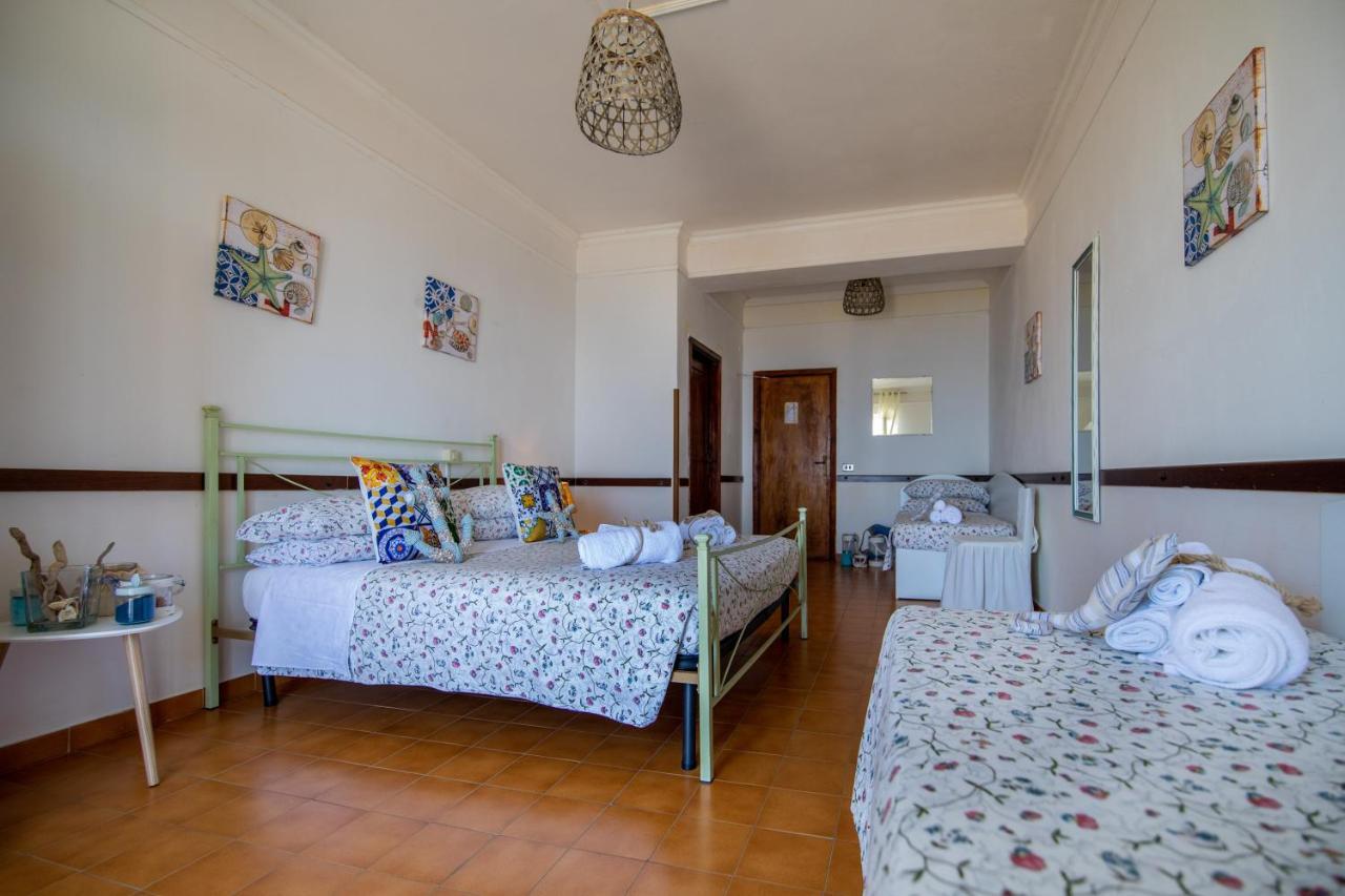 Madonna Della Scala Bed and Breakfast Castellabate Exteriör bild