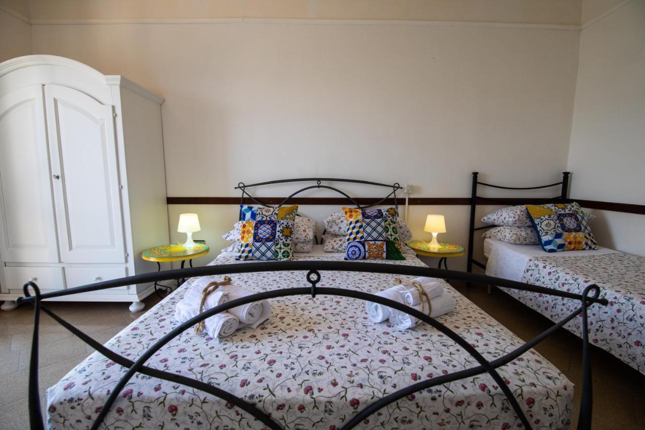 Madonna Della Scala Bed and Breakfast Castellabate Exteriör bild