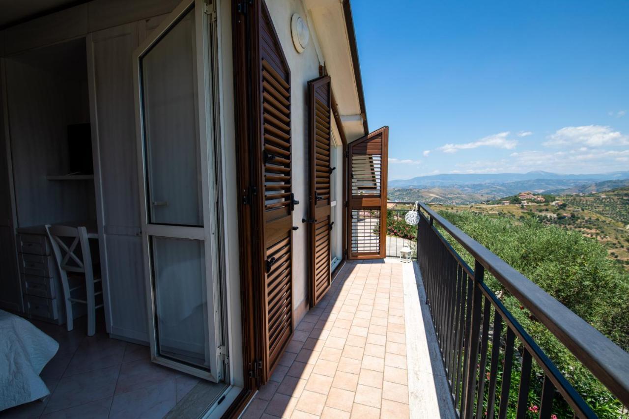 Madonna Della Scala Bed and Breakfast Castellabate Exteriör bild