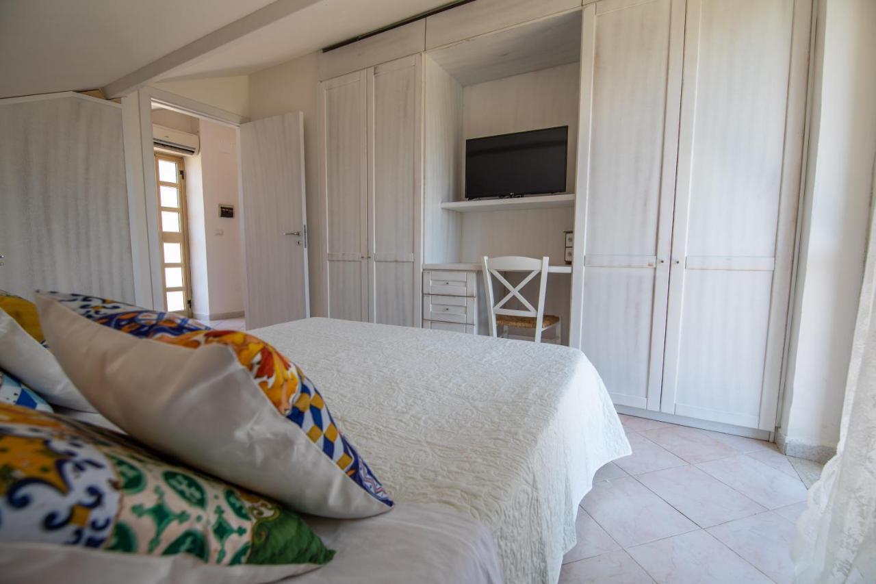Madonna Della Scala Bed and Breakfast Castellabate Exteriör bild