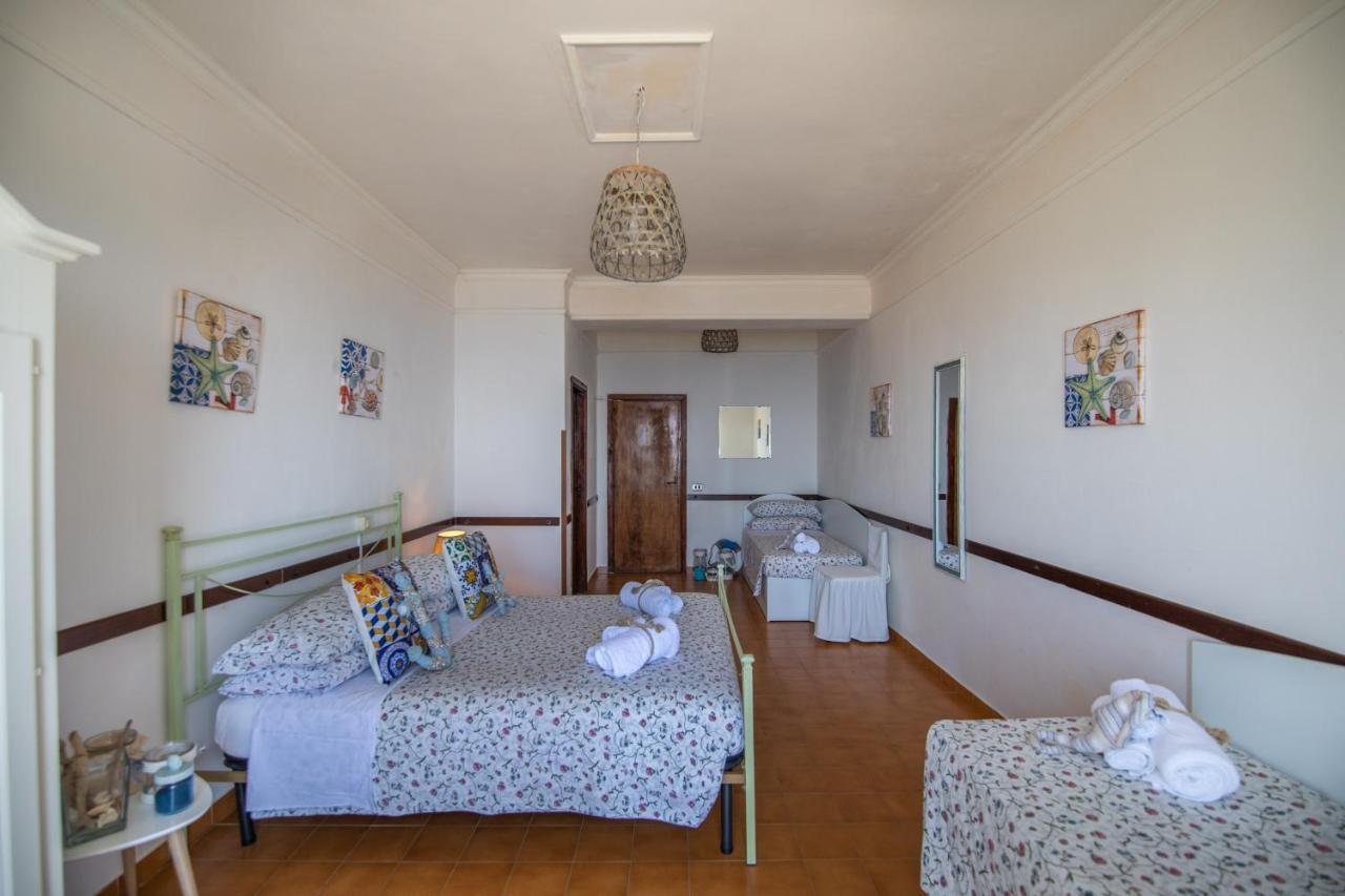 Madonna Della Scala Bed and Breakfast Castellabate Exteriör bild